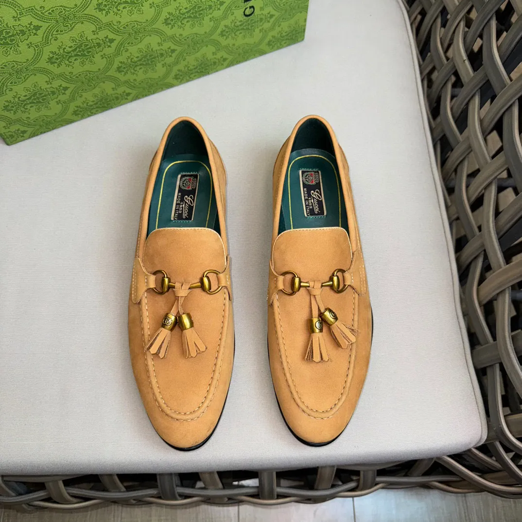 Men's shoes 💰900 Gucci ~ High-end genuine leather outsole men's casual leather shoes | The upper is made of imported original first-layer cowhide material | Classic horsebit decoration | Leather handmade tassel embellishment | Low-key luxury temperament | Comfortable foot feel | Imported genuine leather outsole | First-layer cowhide inner cowhide pad | Fine details Size: 39-44 (customized at 45.46)